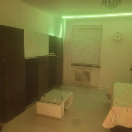 Garsoniera Апартаменти *